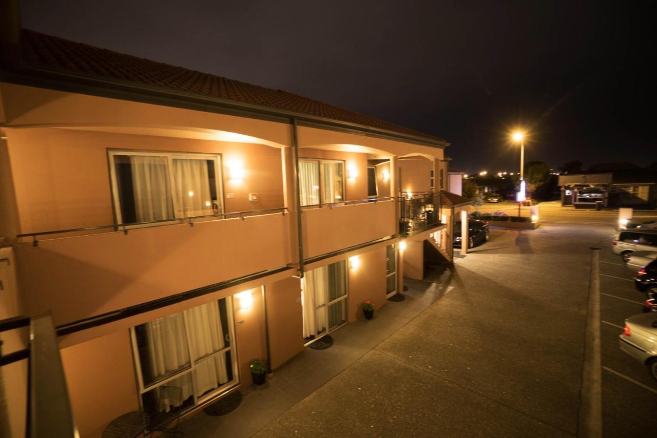 Kings Of Riccarton Motel With Airport Shuttle Service Christchurch Exteriér fotografie
